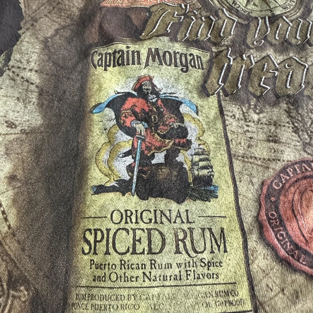 Unknown vintage captain